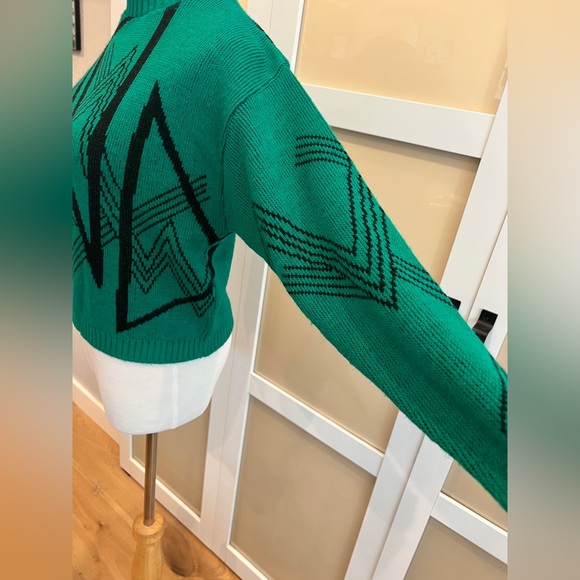 VTG Green and Black Geometric Women's Sweater By PANDORA - Picture 5 of 11